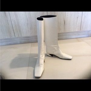 fendi white floral embossed pull on leather go go boots - size 38.5 never worn!